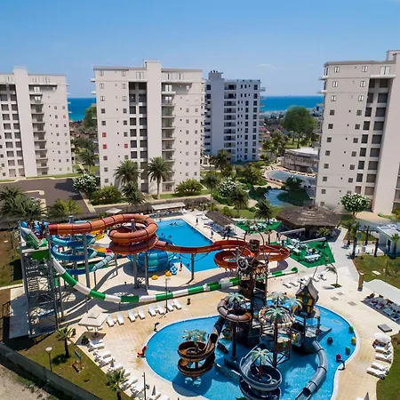 Pool And Sea View 1 Bed Spacious *