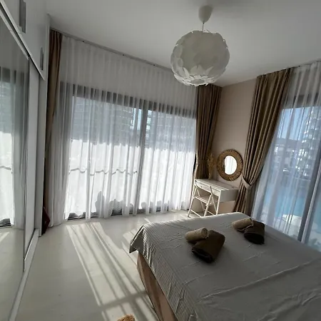 Apartman Pool And Sea View 1 Bed Spacious Derínia