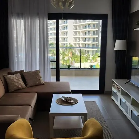 Pool And Sea View 1 Bed Spacious *